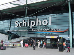 Amsterdam Airport Schiphol Taxi and chauffeur service on Mercedes V class, transfer by Mercedes Sclass, Minivan or VIANO Amsterdam Airport Schiphol Taxi and chauffeur service on Mercedes V class, transfer by Mercedes Sclass, Minivan or VIANO