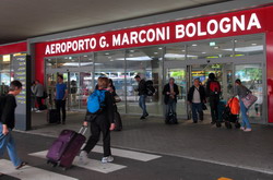 Bologna havaalanı E sınıf Mercedes ile transfer,S sınıf Mercedes, VITO, VIANO ile transfer Bologna havaalanı E sınıf Mercedes ile transfer,S sınıf Mercedes, VITO, VIANO ile transfer