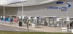 London Luton Airport transfer by Mercedes E-class, S-class or minivan Viano-Vito London Luton Airport transfer by Mercedes E-class, S-class or minivan Viano-Vito