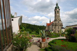 Zwettl traslado en Mercedes de la categoría E, traslado en Mercedes de la categoría S, VITO, VIANO